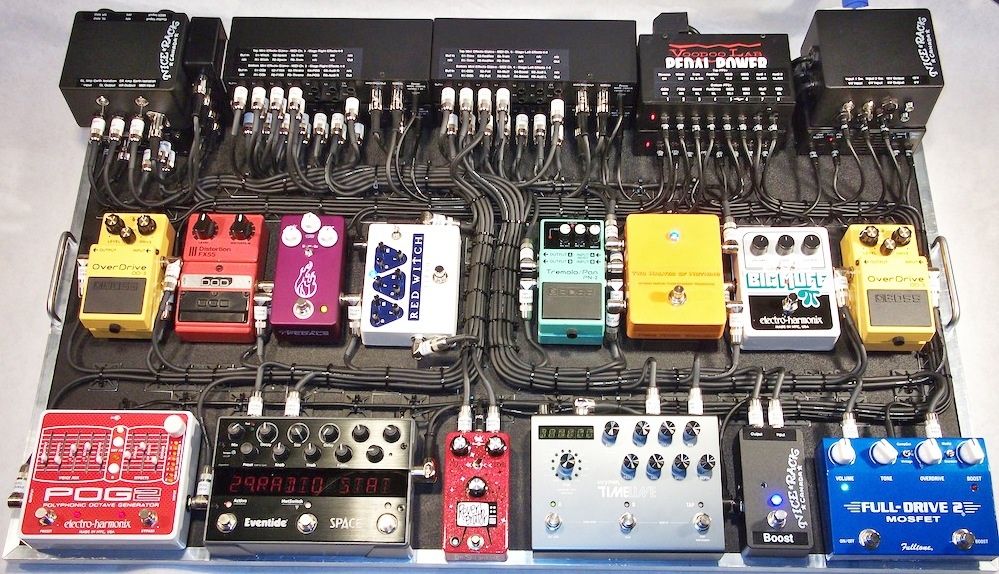 Metric guitarist Jimmy Shaw's pedalboard The Gear Page